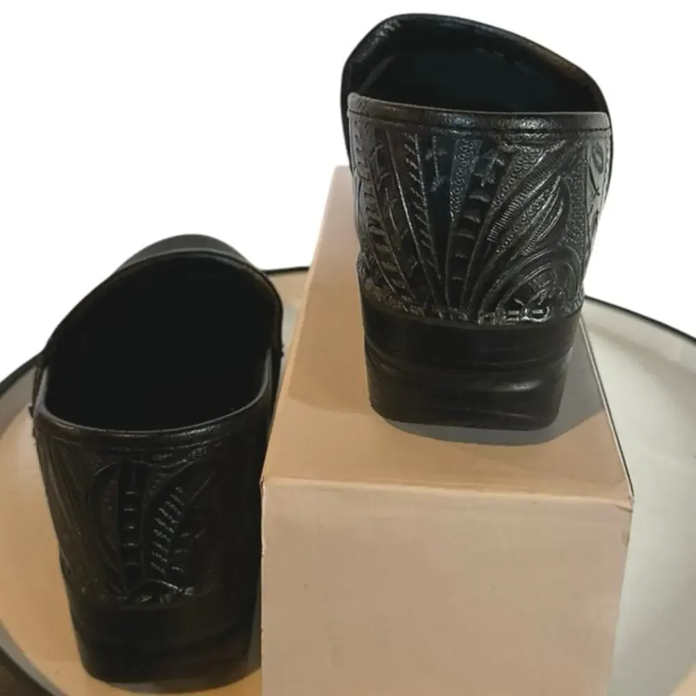 Dansko Professional Tooled Leather Clogs Womens size 39 US 8.5-9